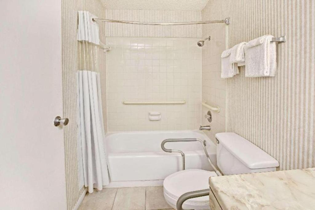 Knights Inn South Houston Tx Экстерьер фото