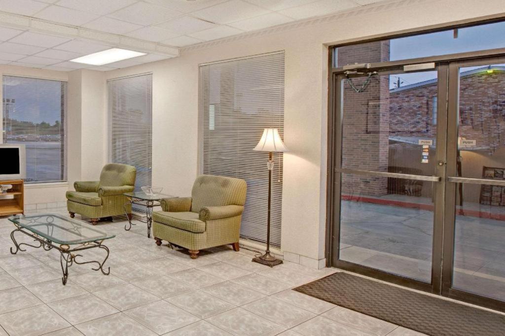 Knights Inn South Houston Tx Экстерьер фото