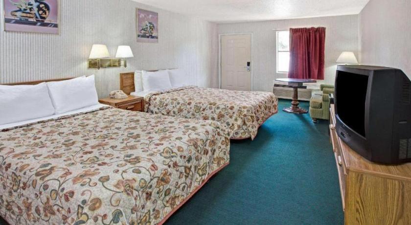 Knights Inn South Houston Tx Экстерьер фото